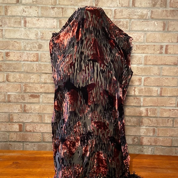 Cut Velvet Scarf - Picture 5 of 7